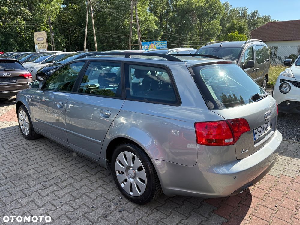 Audi A4 Avant 2.0 TDI - 4