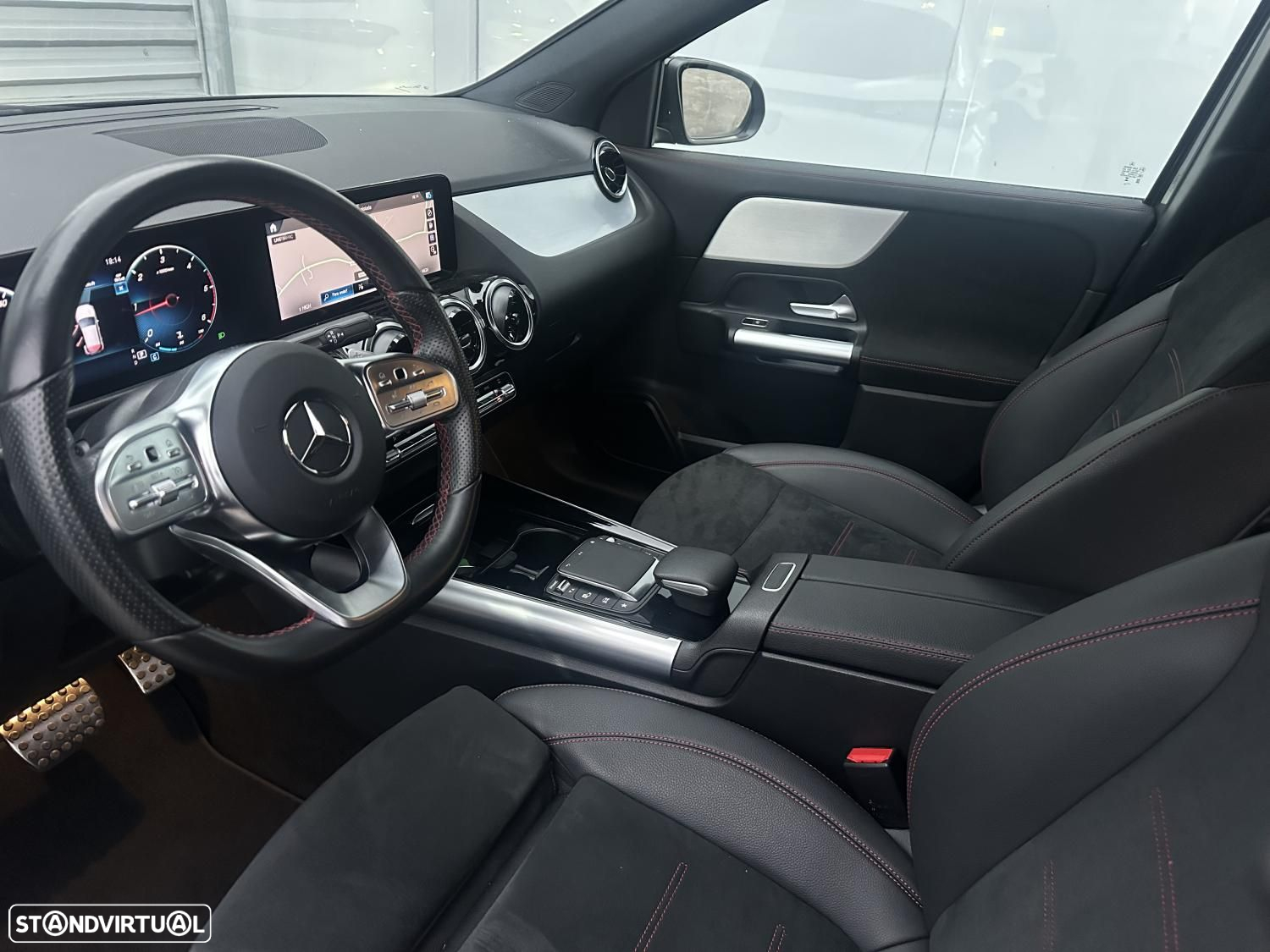 Mercedes-Benz GLA 180 d AMG Line - 4