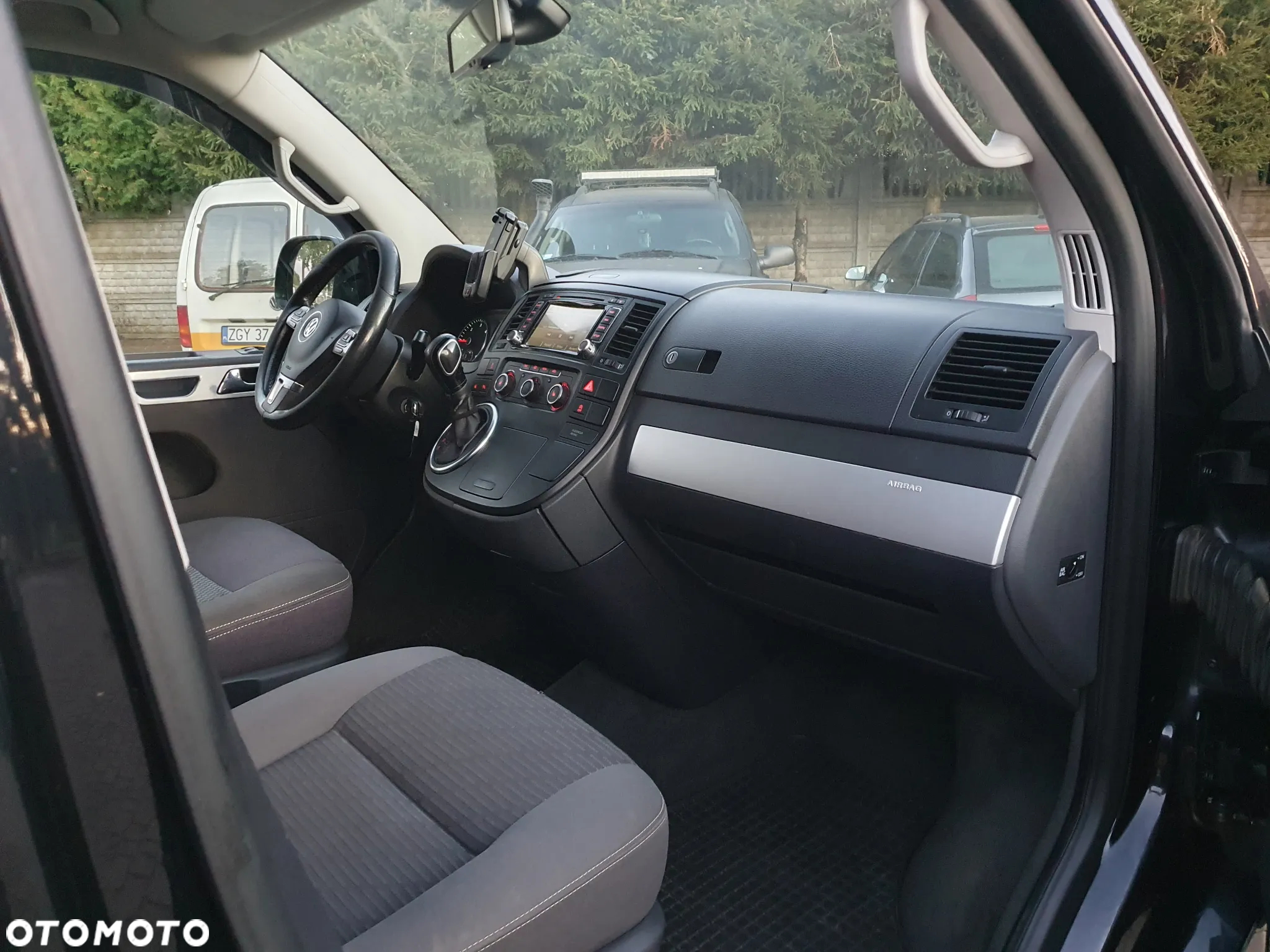 Volkswagen Multivan 2.0 BiTDI L1 Comfortline DSG - 11