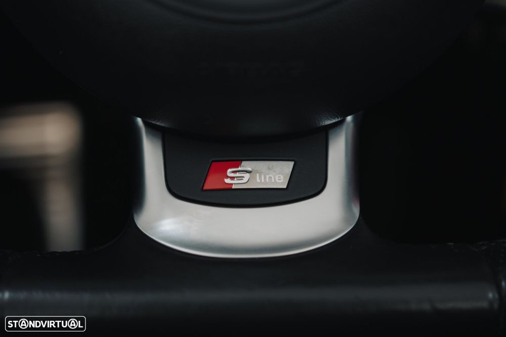 Audi TT Roadster 2.0 TFSi S-line - 28