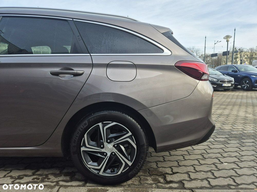 Hyundai i30 1.0 T-GDI Smart - 17