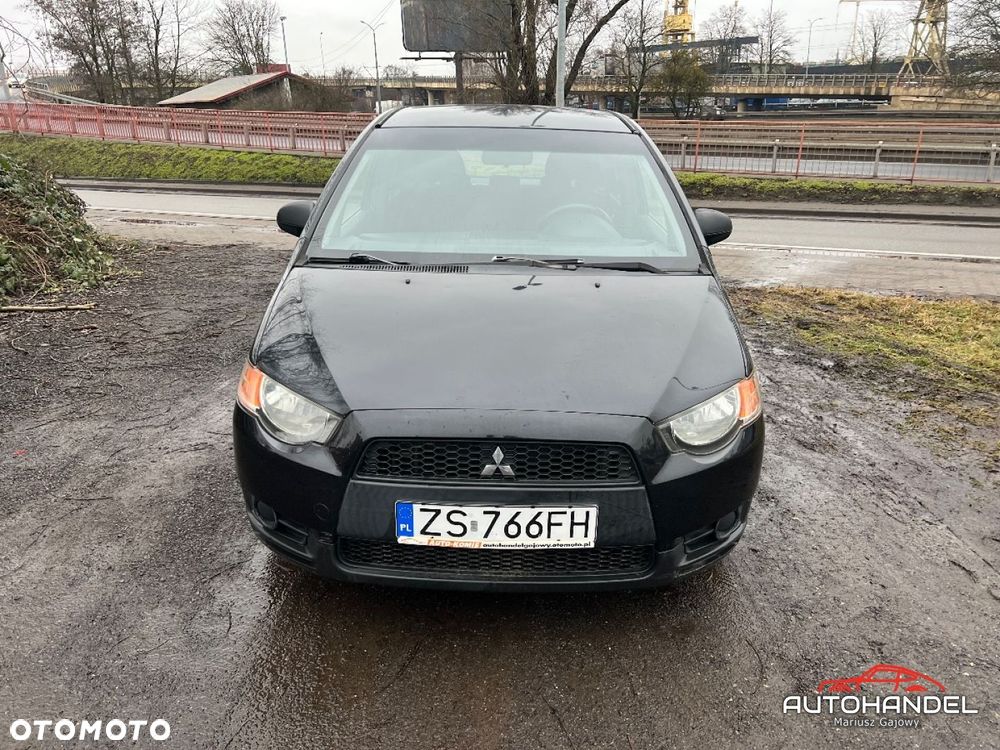 Mitsubishi Colt - 2