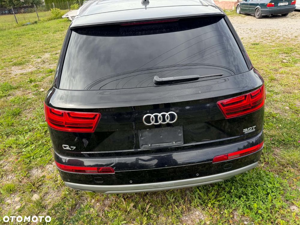 Audi Q7 - 6