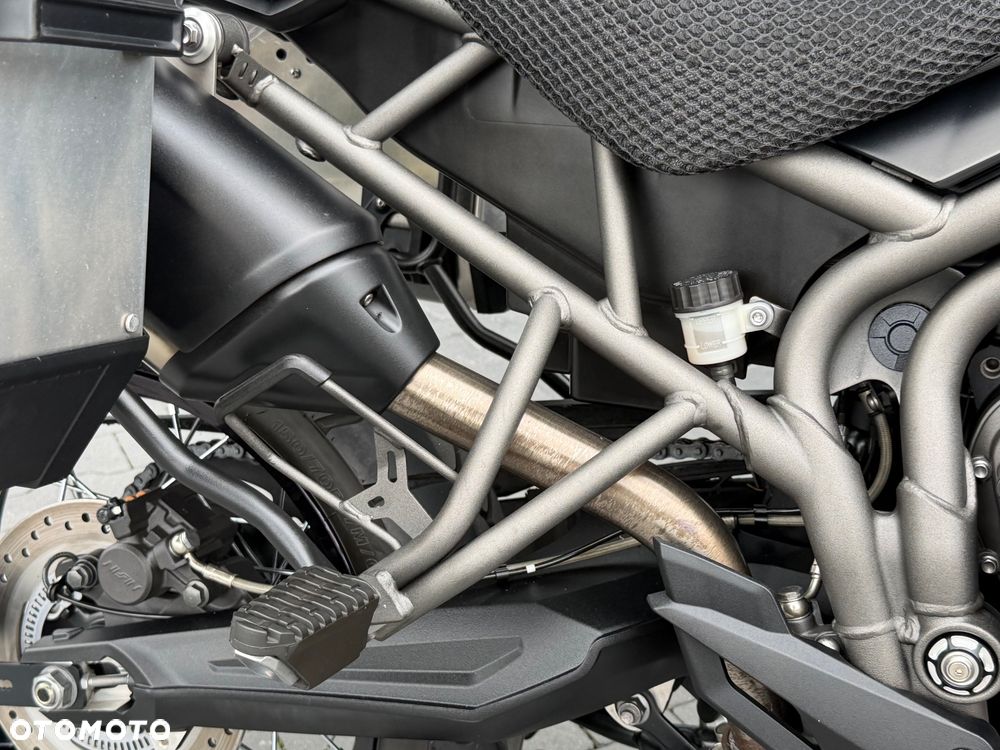 Triumph Tiger - 14