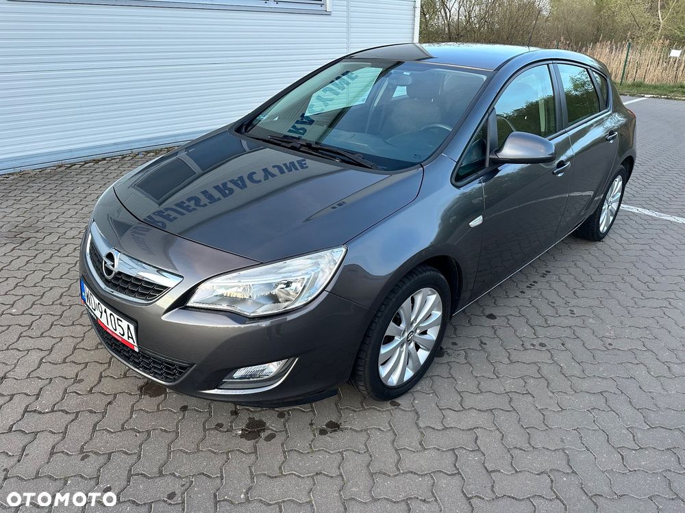 Opel Astra 1.4 Cosmo
