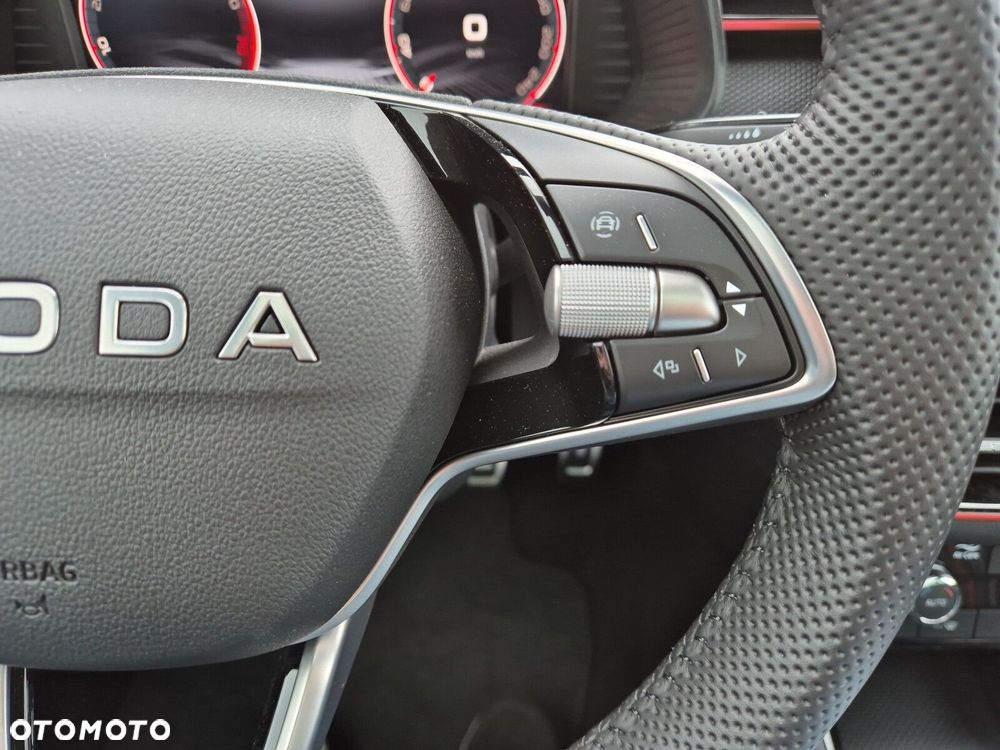 Skoda Kamiq 1.5 TSI Monte Carlo - 39