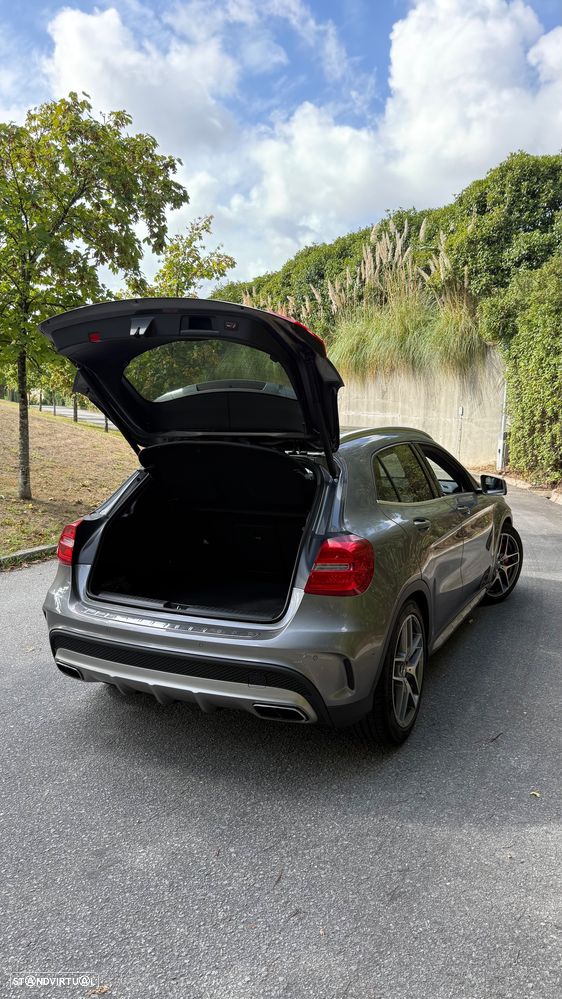 Mercedes-Benz GLA 45 AMG 4-Matic - 24