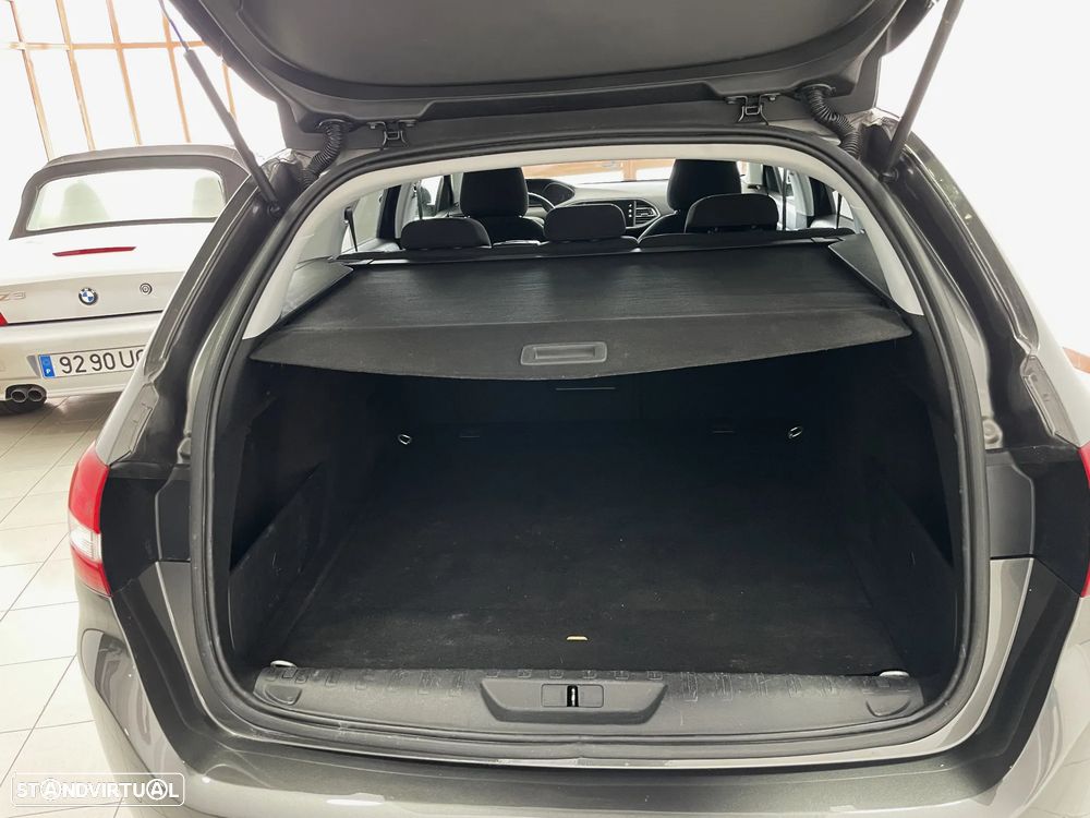 Peugeot 308 SW 1.5 BlueHDi Style - 16