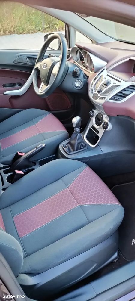 Ford Fiesta 1.4i Titanium - 7