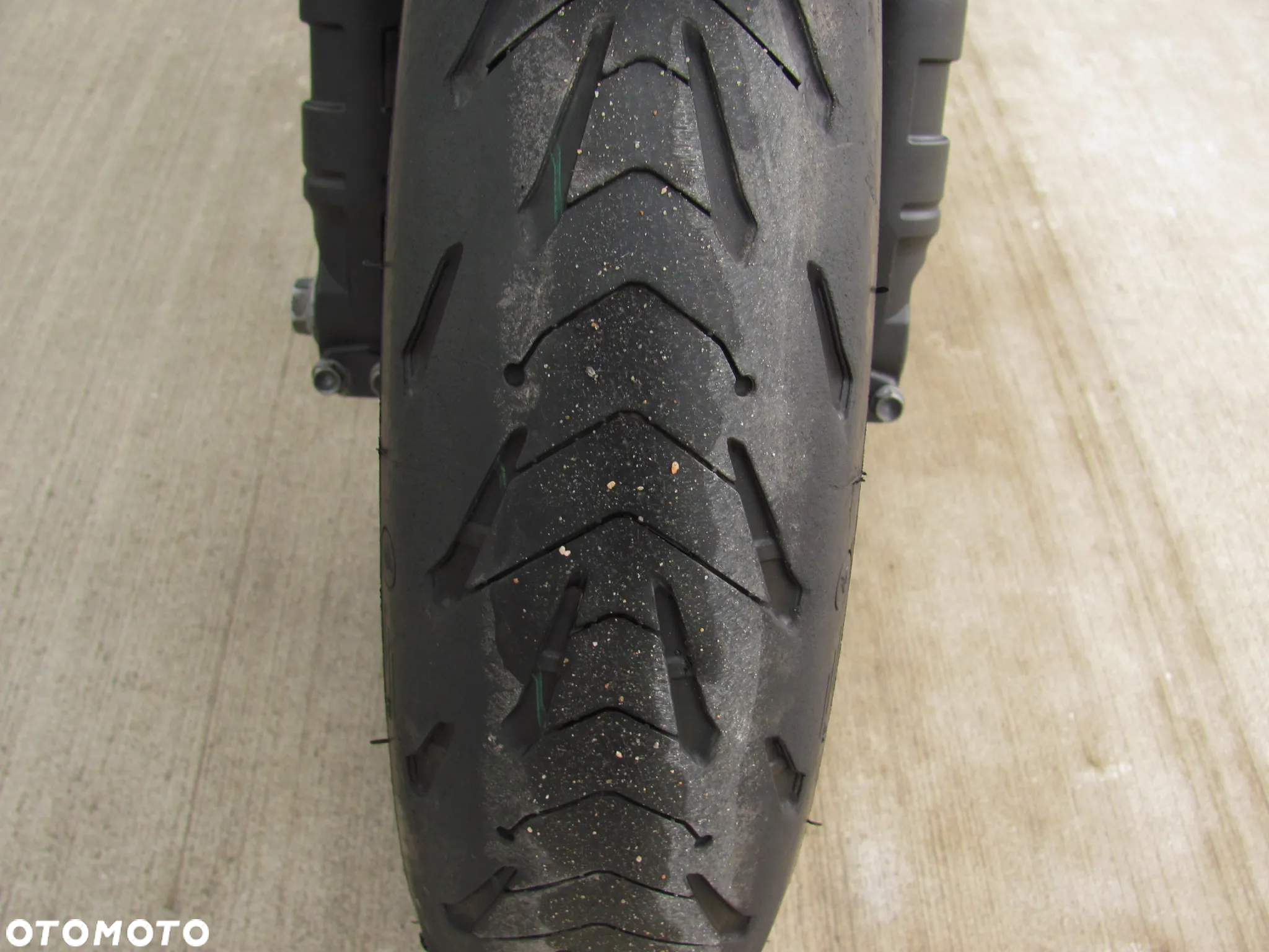 Suzuki GSX - 36