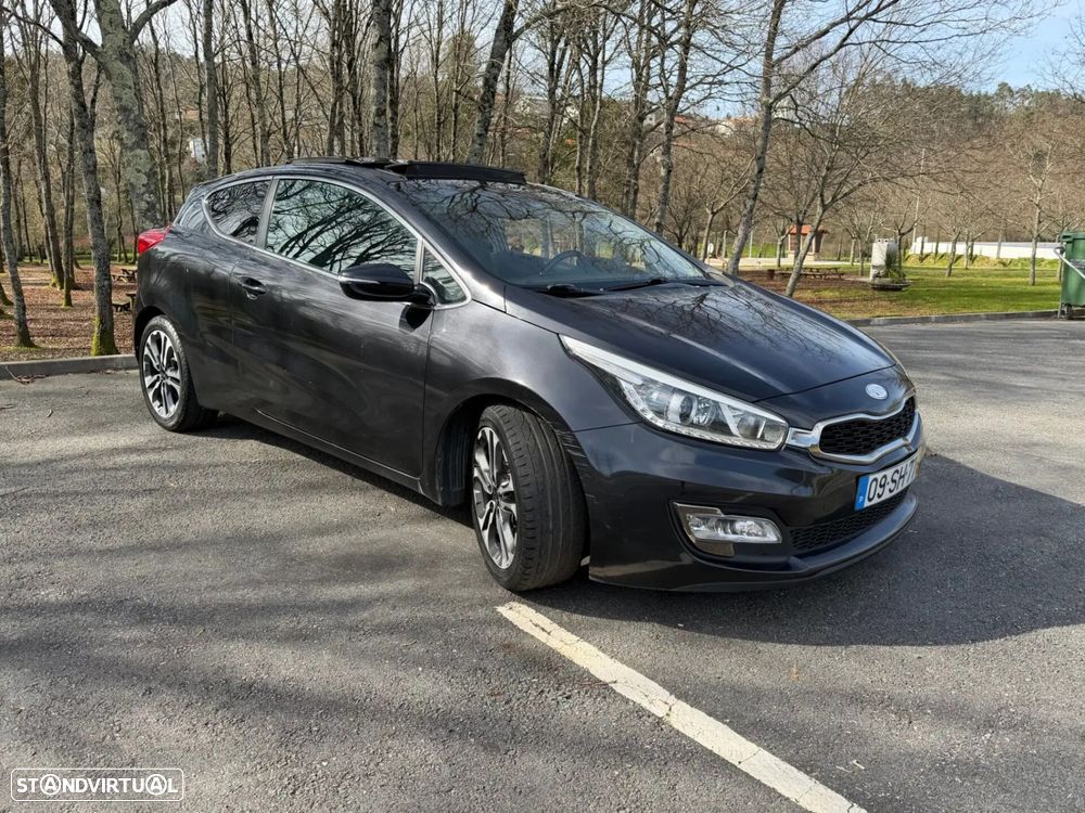 Kia Ceed - 10