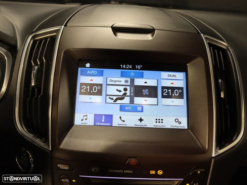 Ford S-Max 2.0 TDCi Titanium - 35