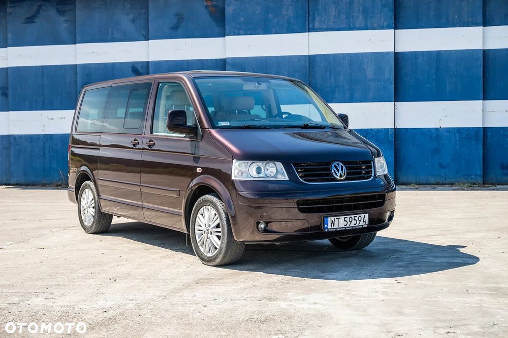 Volkswagen Multivan - 2