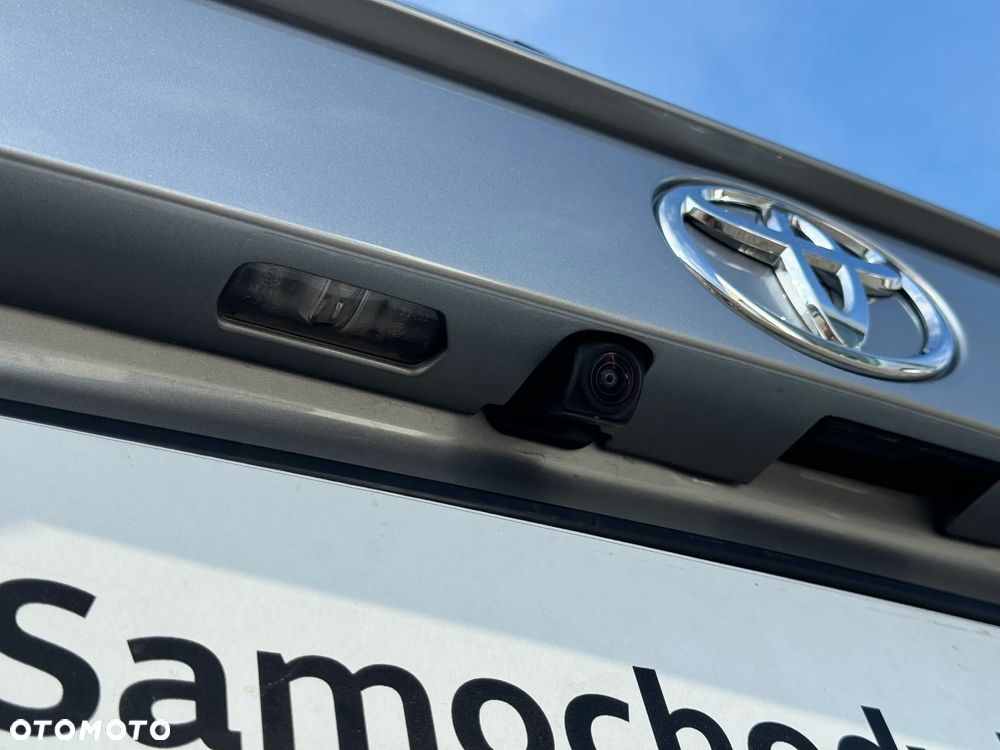 Toyota RAV4 - 11