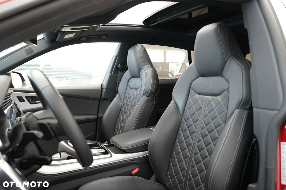 Audi Q8 - 17