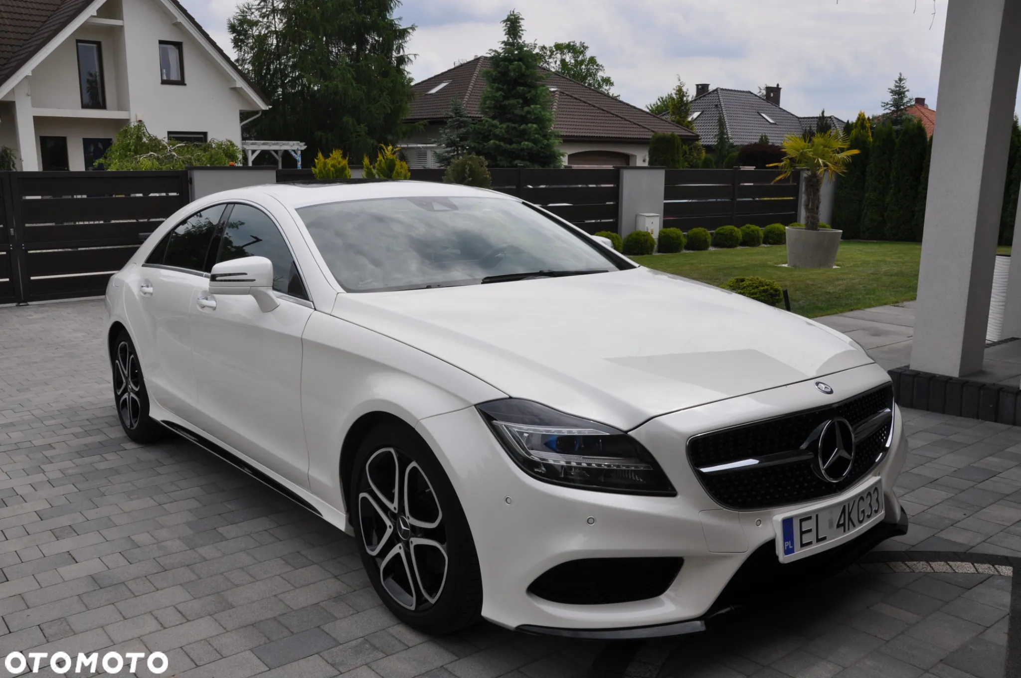 Mercedes-Benz CLS - 4
