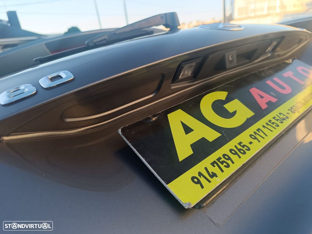 Mercedes-Benz A 180 d 7G-DCT AMG Line - 18