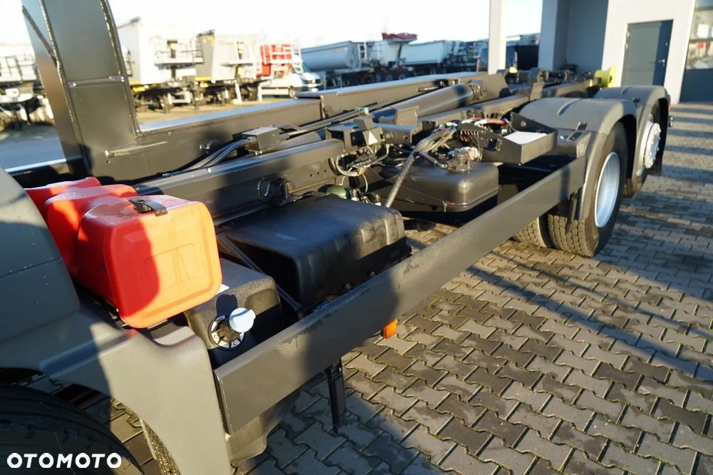 MAN TGS 26.440 / HAKOWIEC / MARREL AL TAM 20U  / 20 T / 6x2 / OŚ SKRĘTNA PODNOSZONA / OPONY 100% / EURO 6 - 13