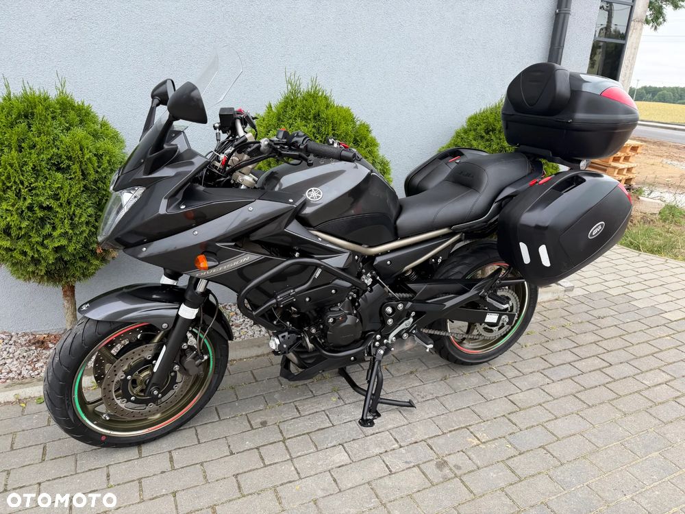 Yamaha XJ - 8