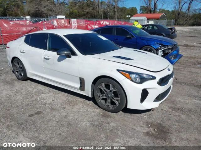 Kia Stinger 2.0 T-GDI L - 1