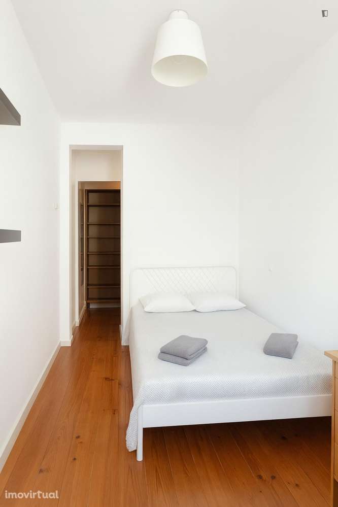 Quarto - localizado em Arroios Lisbon - Grande imagem: 3/13