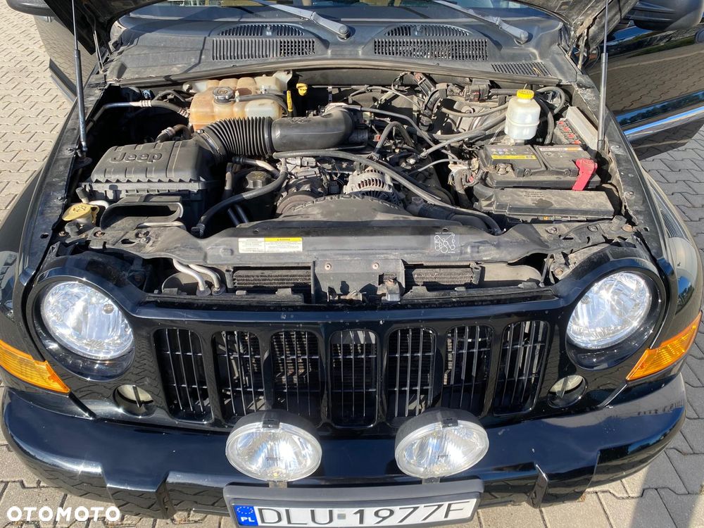Jeep Cherokee - 20