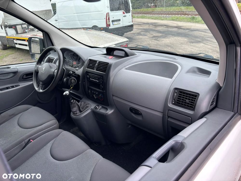 Peugeot EXPERT - 11