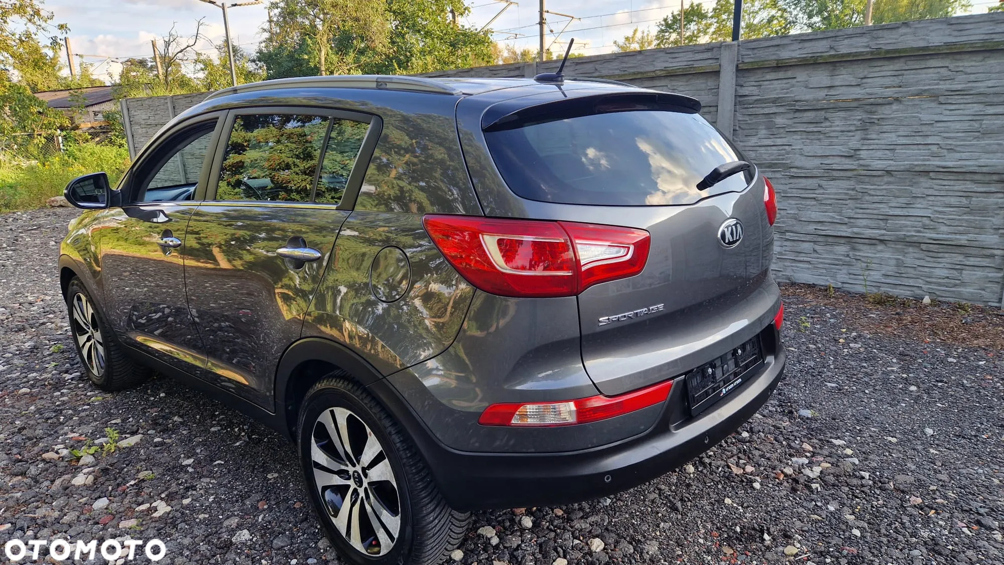 Kia Sportage 2.0 CVVT 2WD Automatik Vision - 2