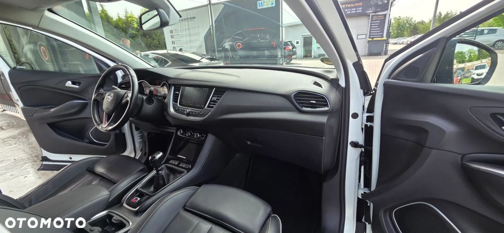 Opel Grandland X 1.2 Start/Stop Design Line - 37