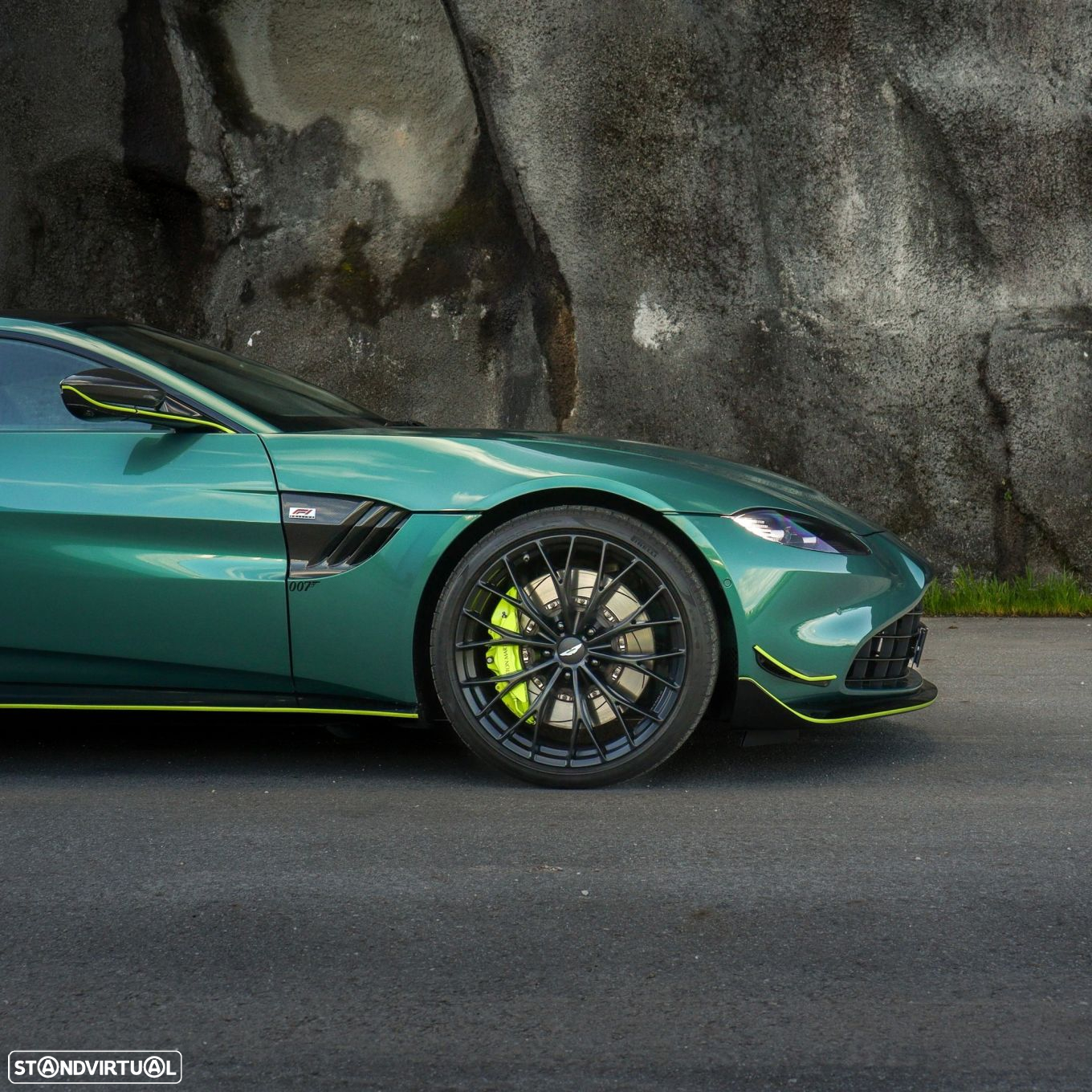Aston Martin Vantage Coupe V8 F1 Edition - 12