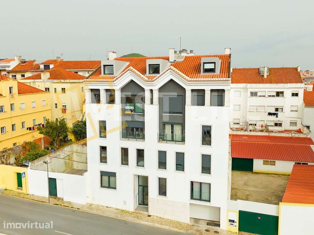 Apartamento Duplex T4 + closet com 2 suítes - características ÚNICA... - Grande imagem: 3/28