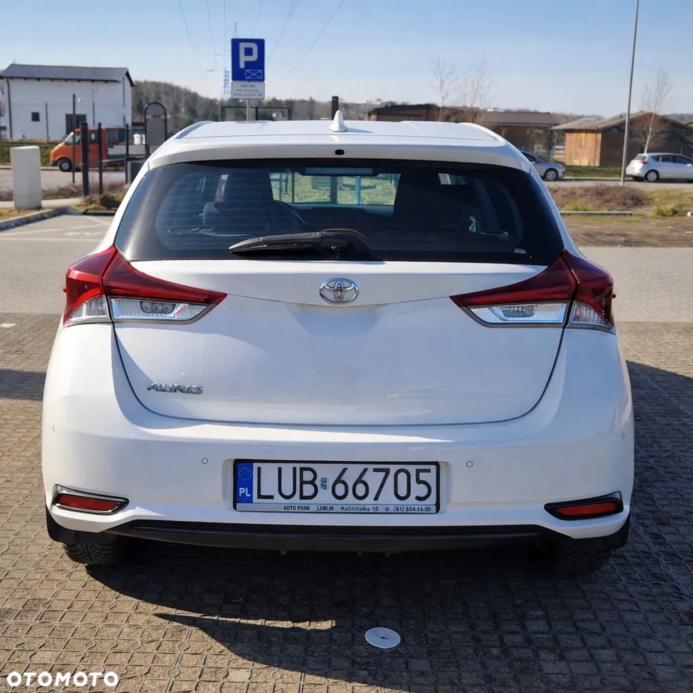 Toyota Auris 1.33 VVT-i Active - 13