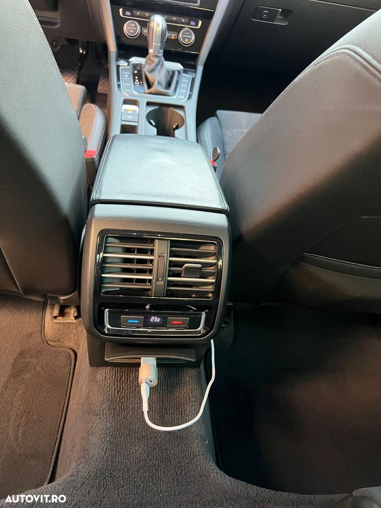 Volkswagen Passat - 15