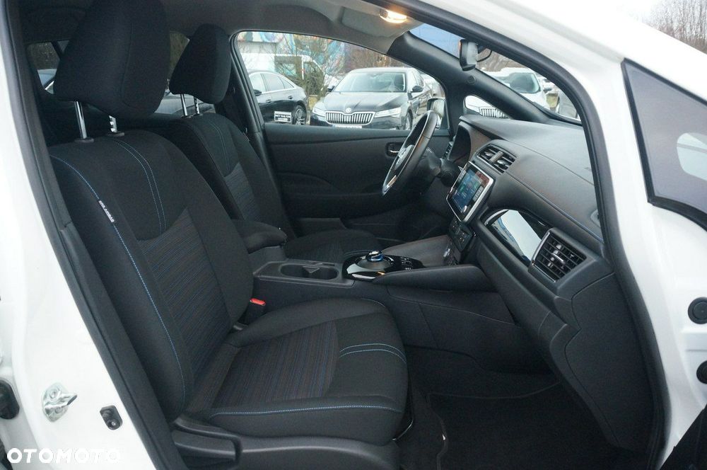 Nissan Leaf 62kWh N-Connecta - 27