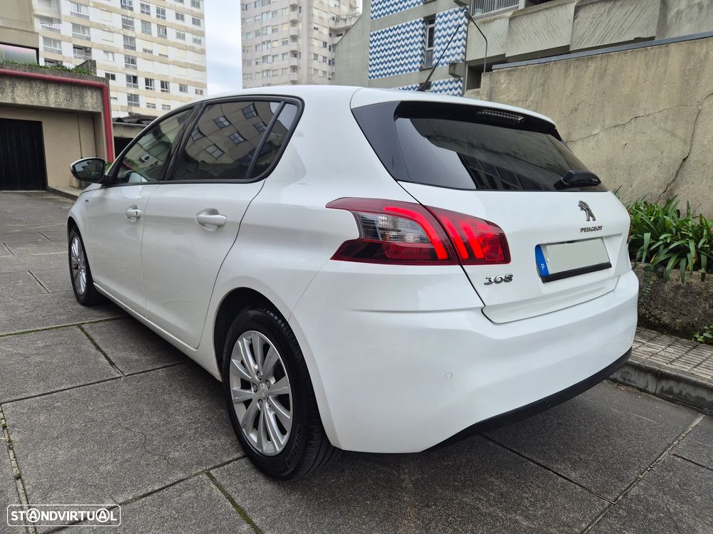 Peugeot 308 1.5 BlueHDi Style - 4