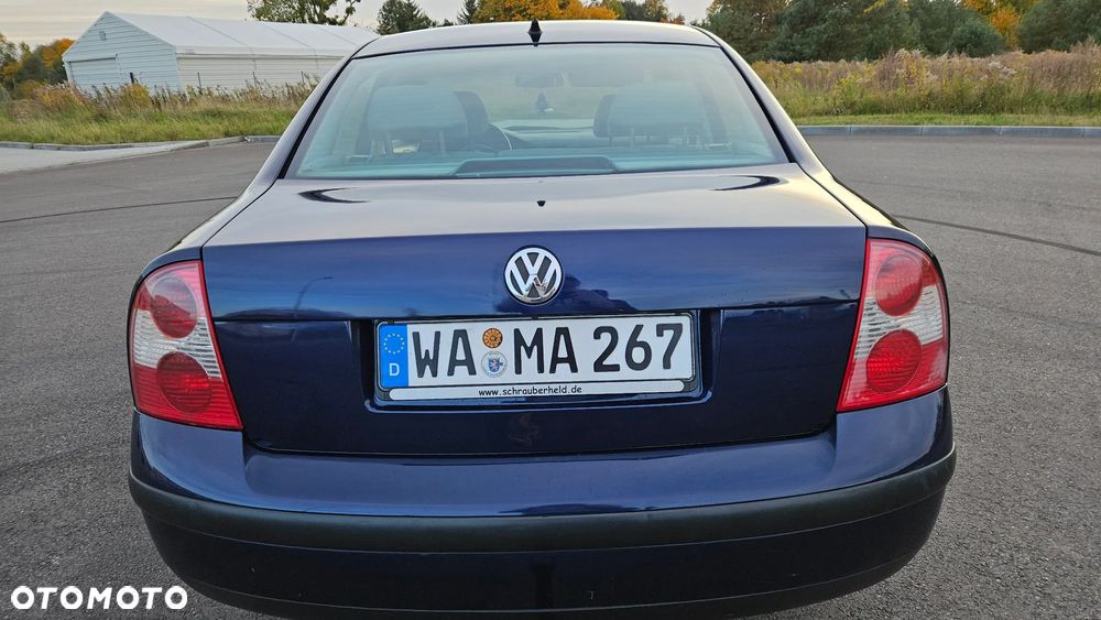 Volkswagen Passat 1.8T Basis - 30