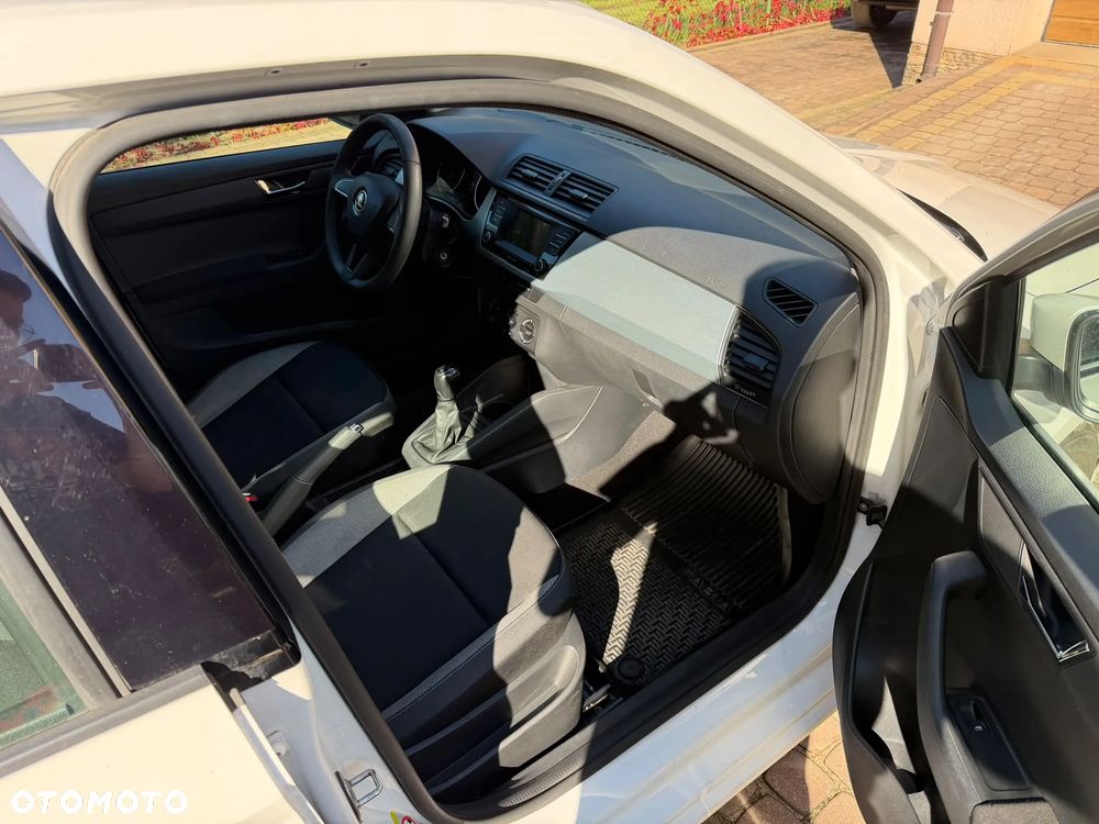 Skoda Fabia 1.0 Ambition - 6