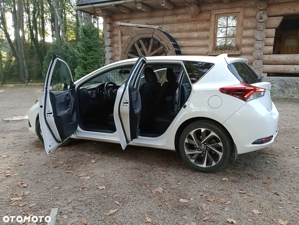 Toyota Auris 1.6 Comfort - 6