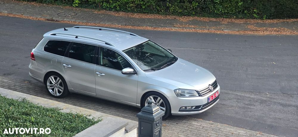 Volkswagen Passat 2.0 TDI DPF Highline - 8
