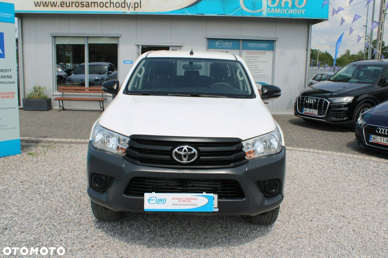 Toyota Hilux - 3