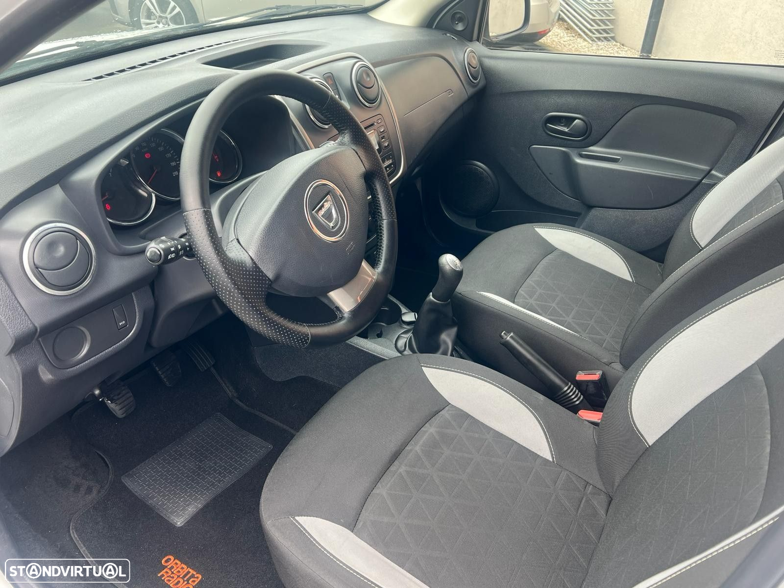 Dacia Sandero 0.9 TCe Stepway - 21