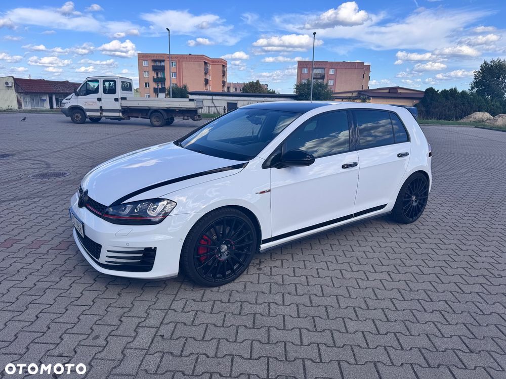 Volkswagen Golf GTI Performance BlueMotion Technology DSG - 6