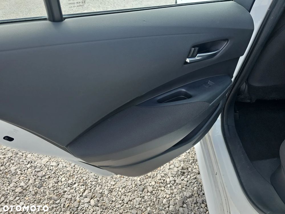 Toyota Corolla 1.8 Hybrid Comfort - 25