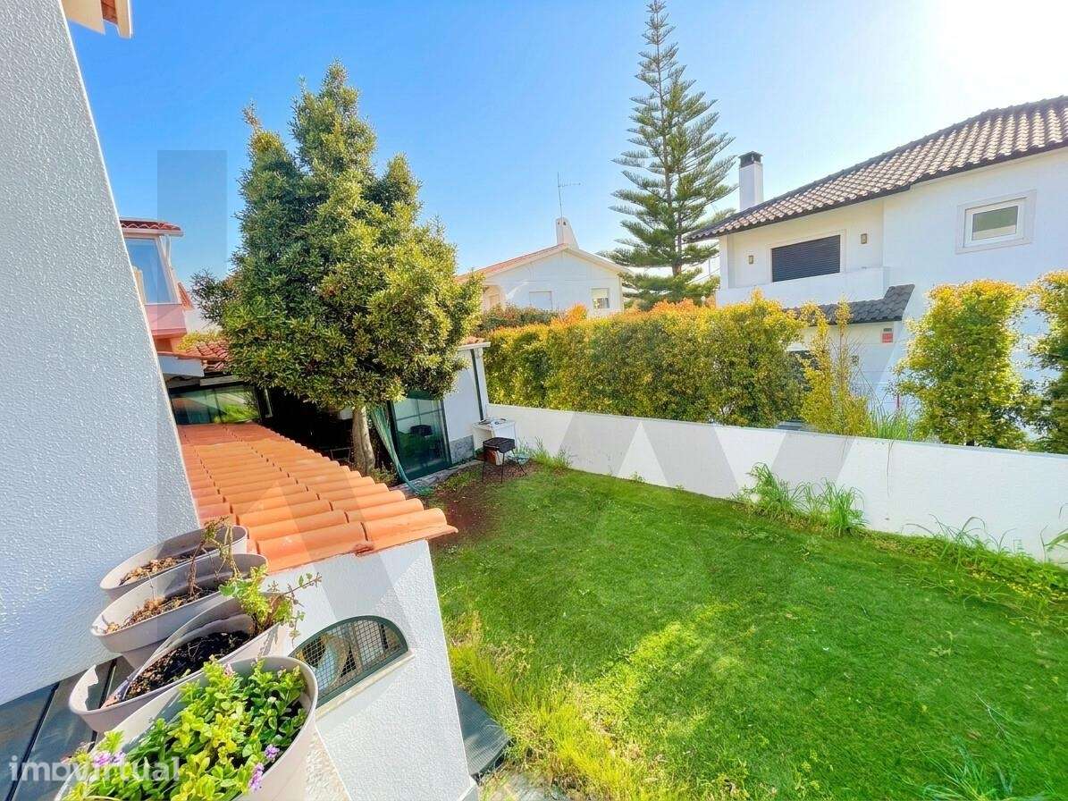 Se sempre quis morar numa moradia, zona premium, mas sossegada, esta é - Grande imagem: 3/59