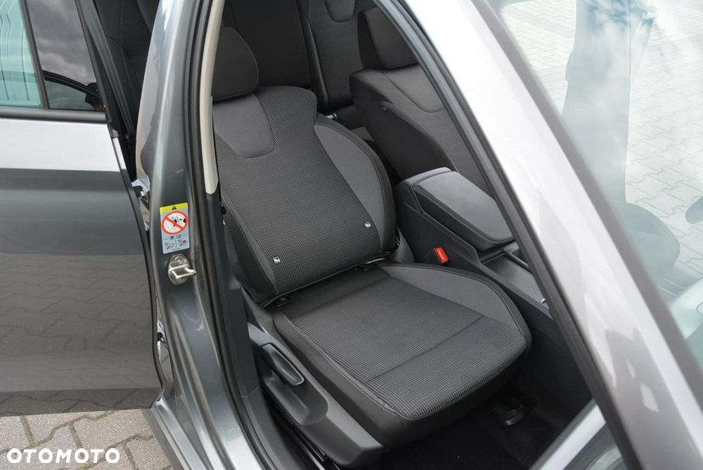 Skoda Octavia 2.0 TDI Selection DSG - 17