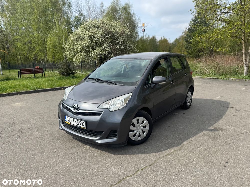 Toyota Verso S 1.33 Premium - 1