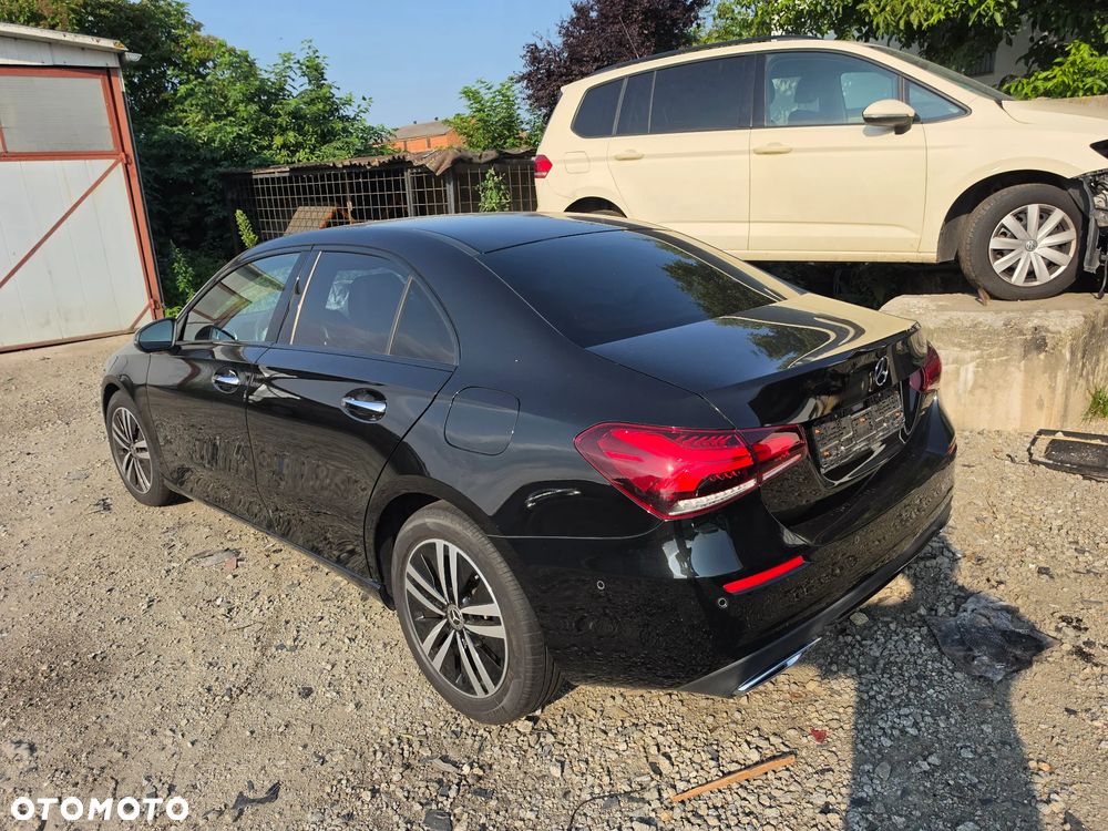 Mercedes-Benz Klasa A 200 Edition 2021 - 16