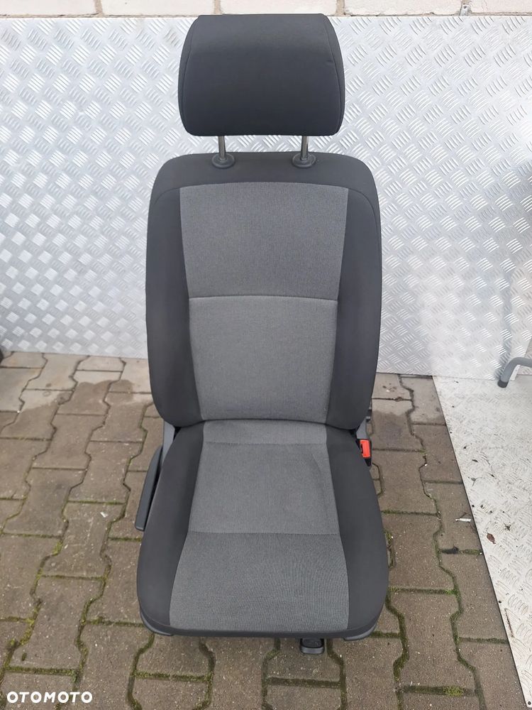 FOTEL PRAWY  KANAPA  PASAŻERA VW TRANSPORTER T5 T6 2016R - 1