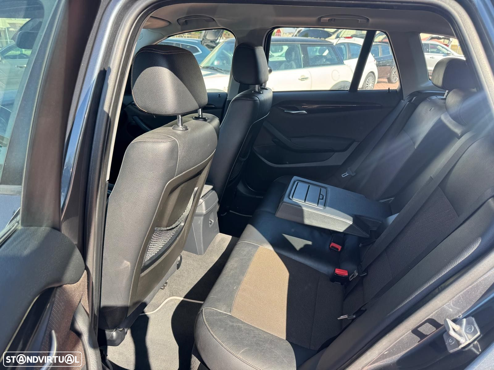 BMW X1 16 d sDrive xLine - 14
