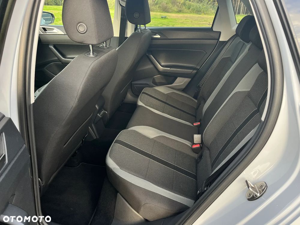 Volkswagen Polo - 13